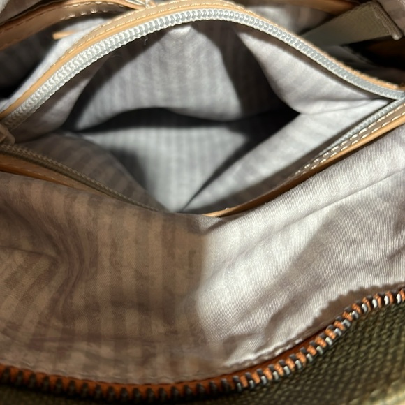 Sherpani Rebel Crossover Foldover Purse - Picture 6 of 13